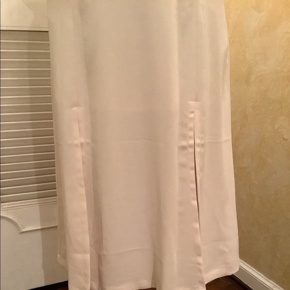 Dress - Picture 6 of 6